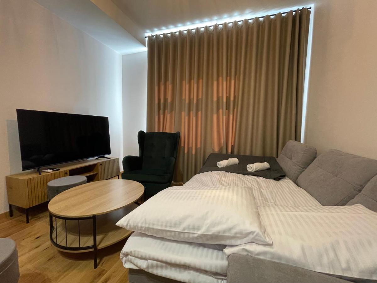 Revesen Premium Apartments Krasków Εξωτερικό φωτογραφία