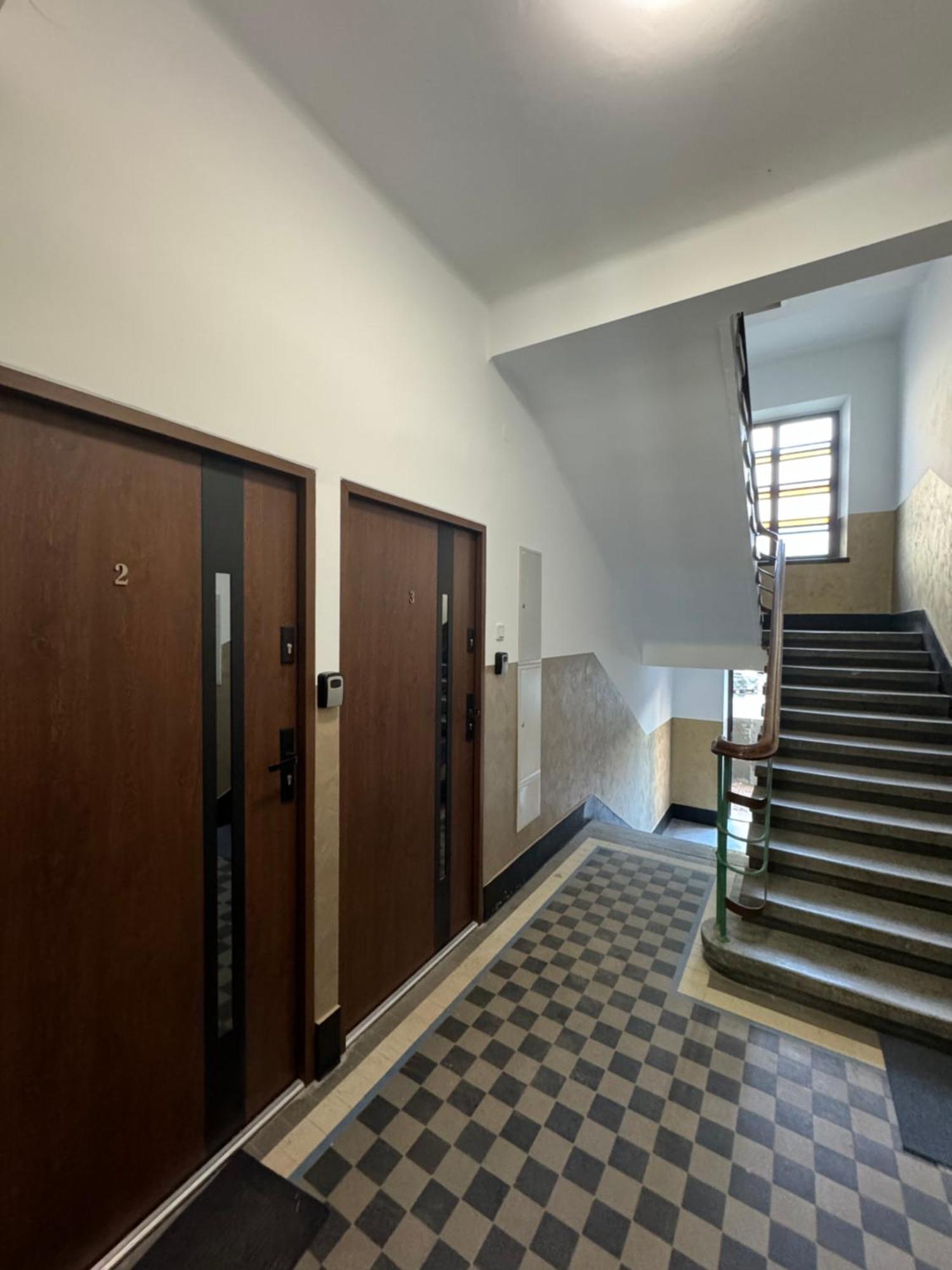 Revesen Premium Apartments Krasków Εξωτερικό φωτογραφία