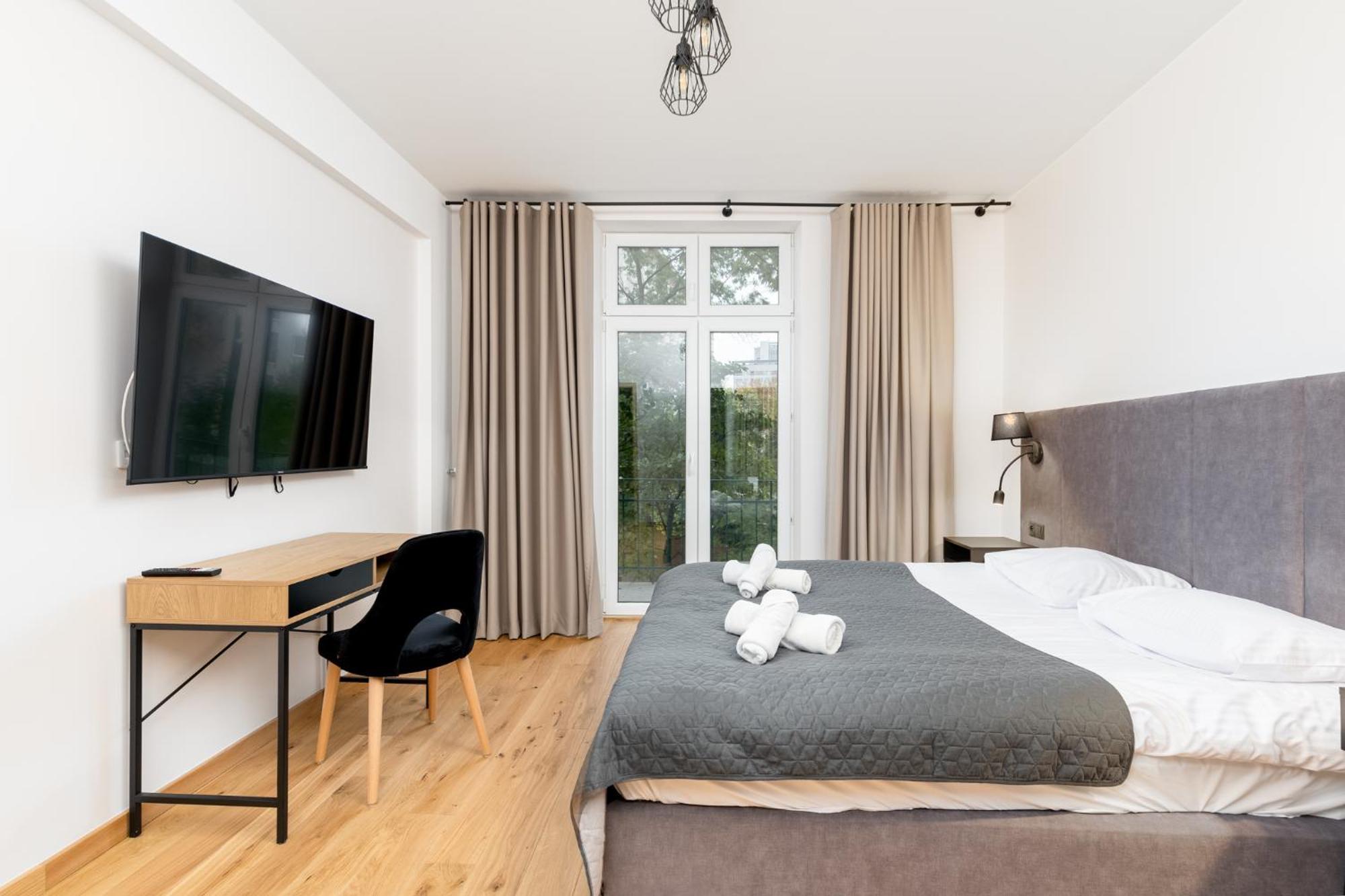 Revesen Premium Apartments Krasków Εξωτερικό φωτογραφία