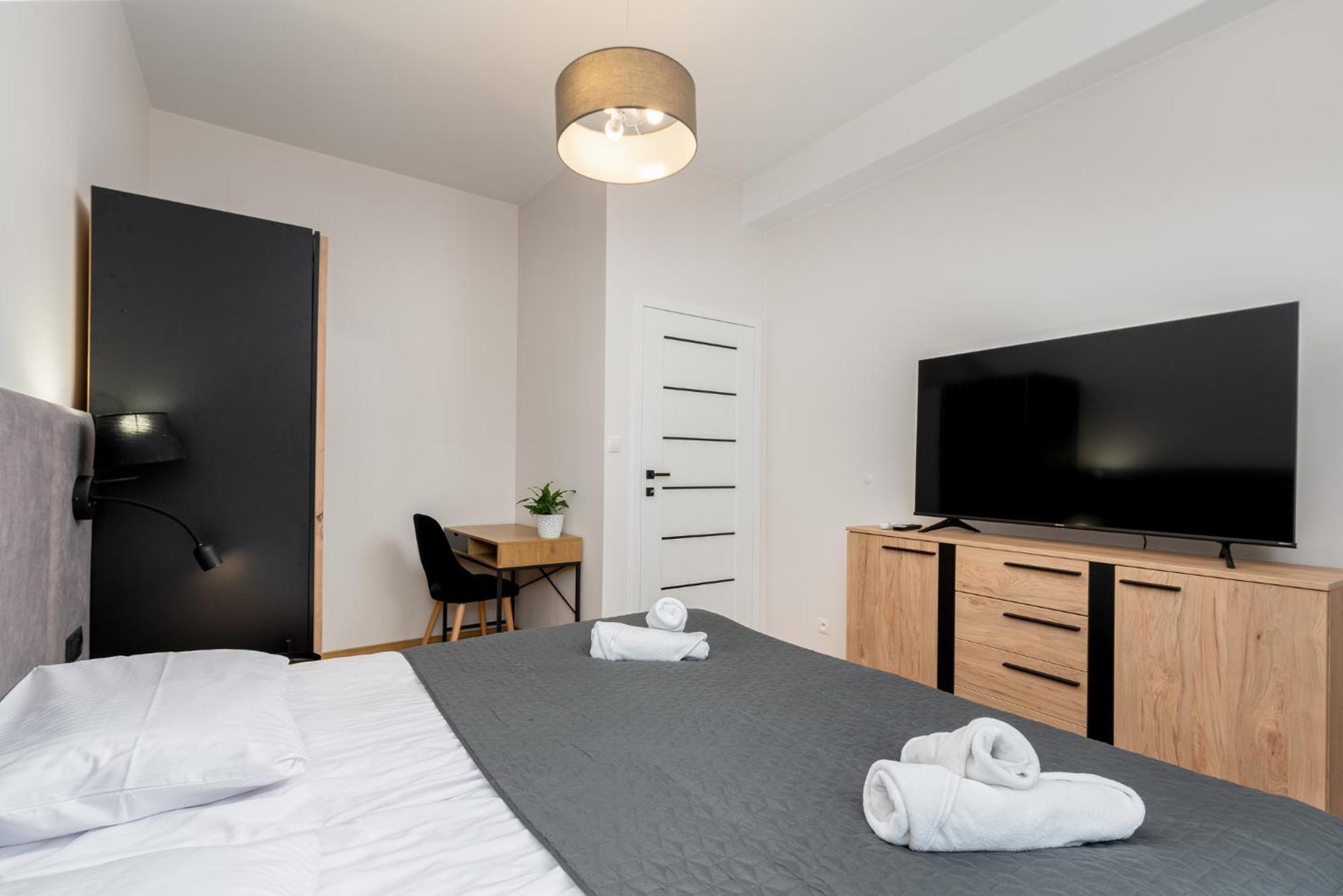 Revesen Premium Apartments Krasków Εξωτερικό φωτογραφία