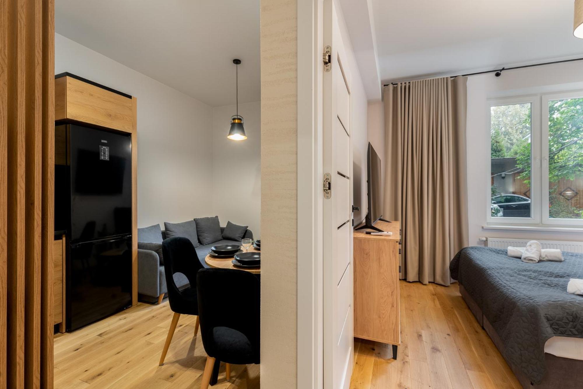 Revesen Premium Apartments Krasków Εξωτερικό φωτογραφία