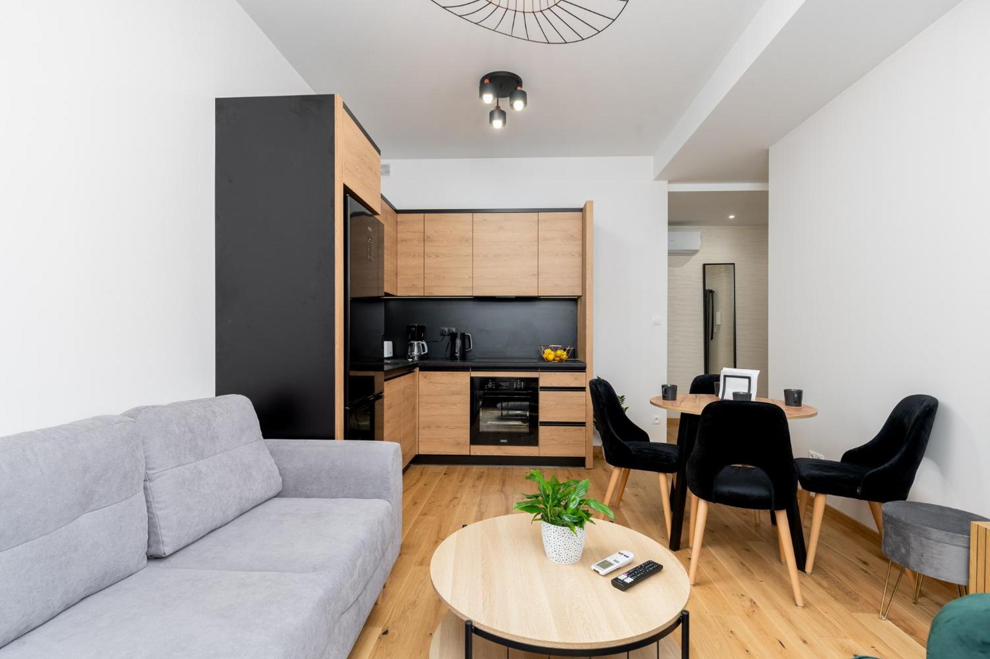 Revesen Premium Apartments Krasków Εξωτερικό φωτογραφία