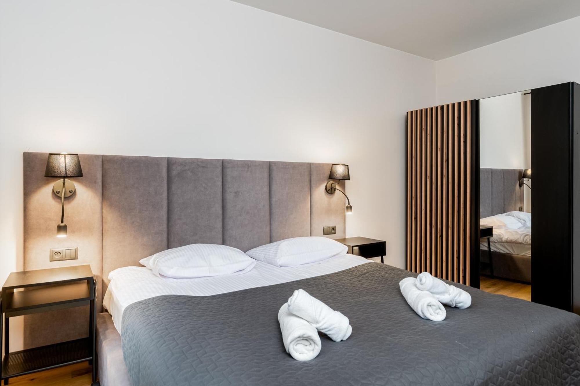 Revesen Premium Apartments Krasków Εξωτερικό φωτογραφία