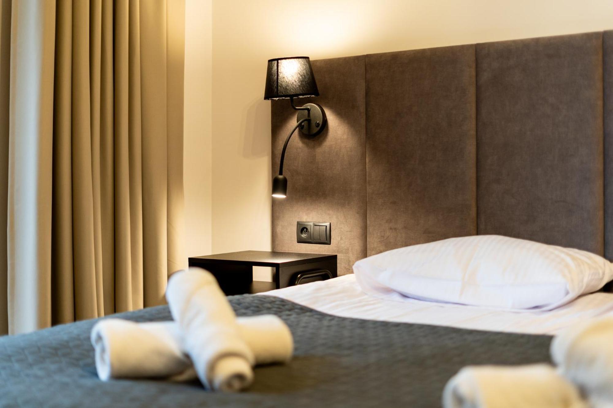 Revesen Premium Apartments Krasków Εξωτερικό φωτογραφία