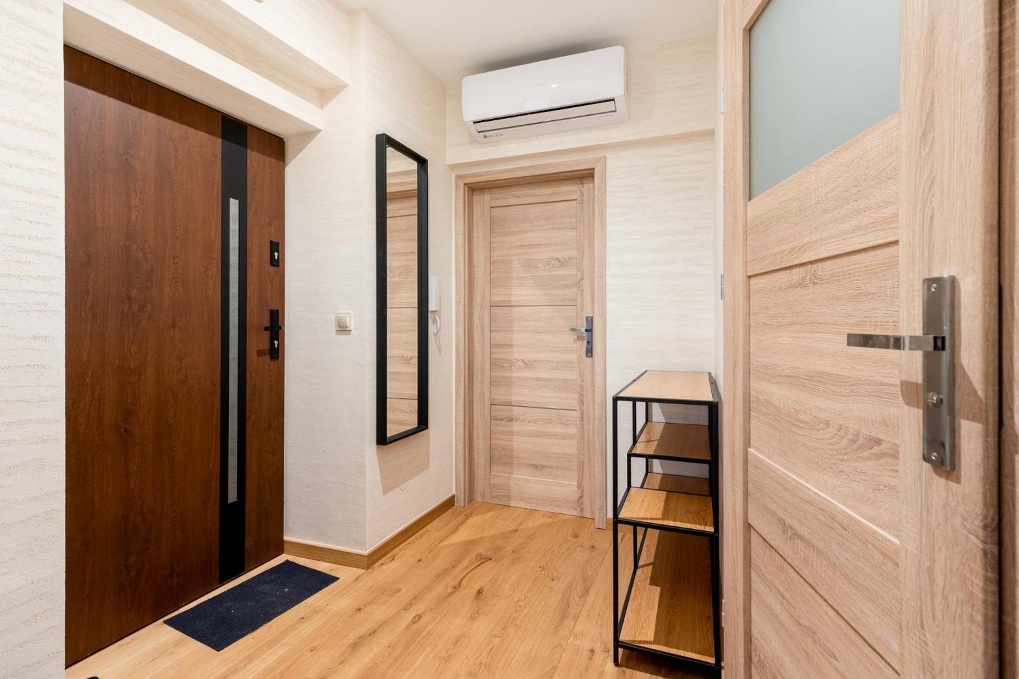 Revesen Premium Apartments Krasków Εξωτερικό φωτογραφία