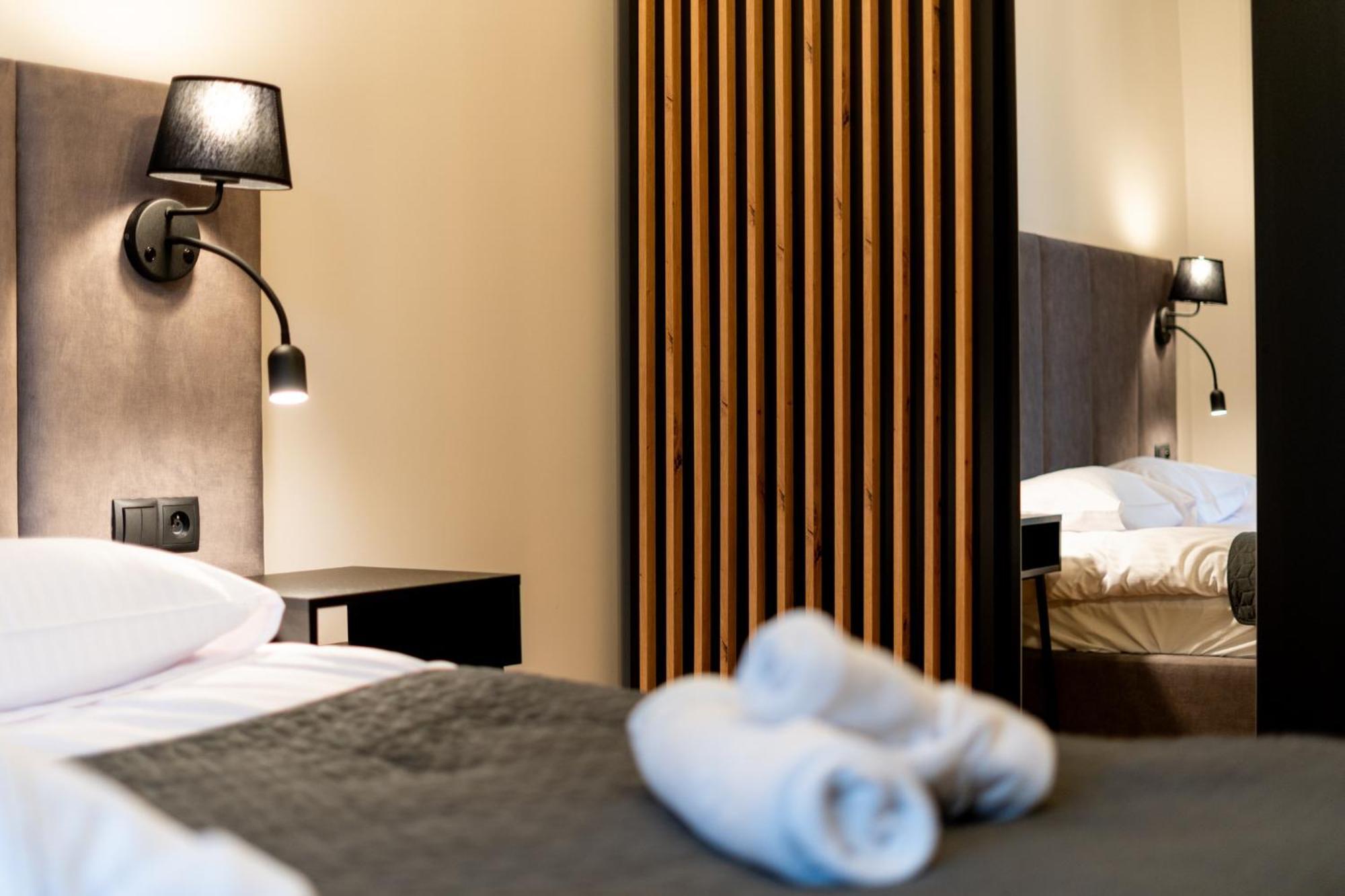 Revesen Premium Apartments Krasków Εξωτερικό φωτογραφία