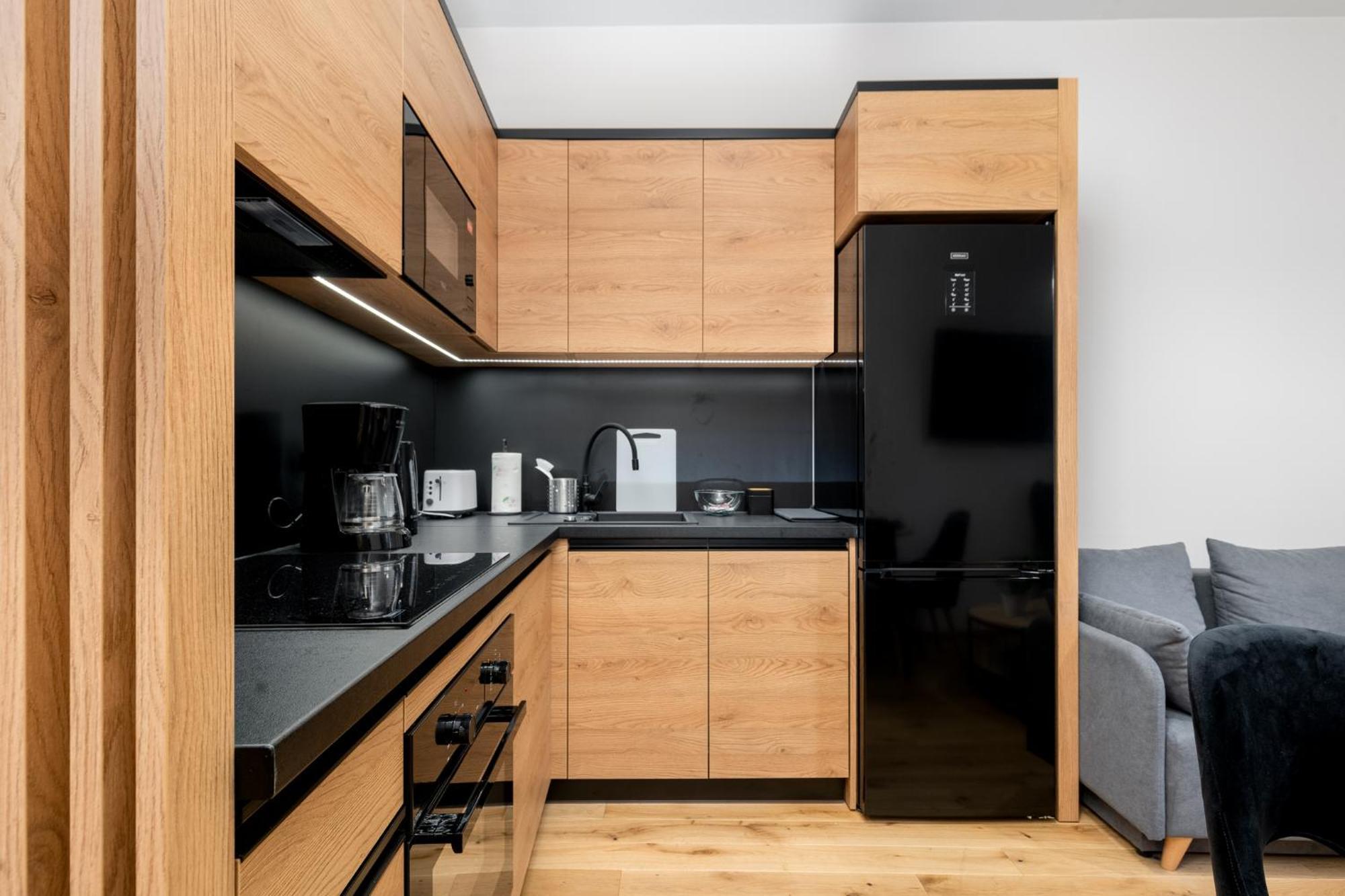 Revesen Premium Apartments Krasków Εξωτερικό φωτογραφία