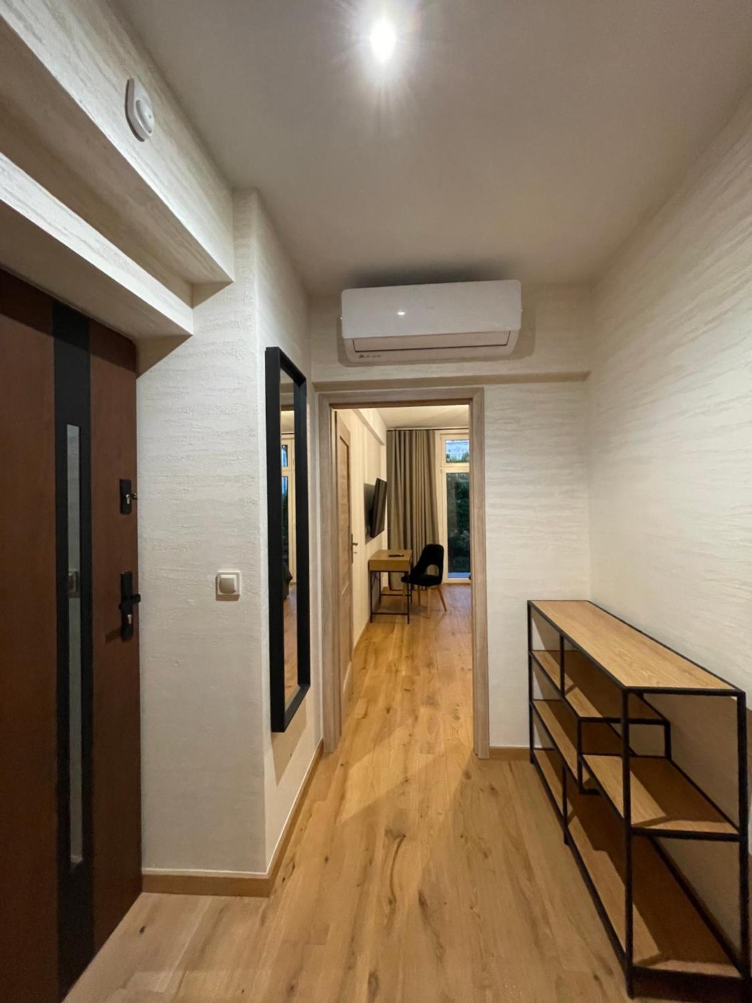 Revesen Premium Apartments Krasków Εξωτερικό φωτογραφία